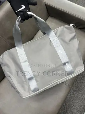 Nike Duffel / Gym Tote Bag