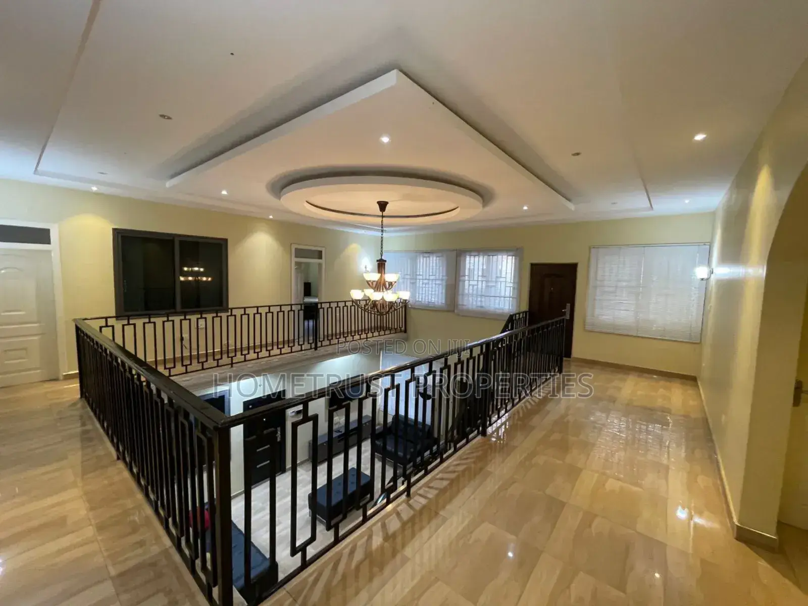 6bdrm House in Hometrust Properties, Ablekuma for sale