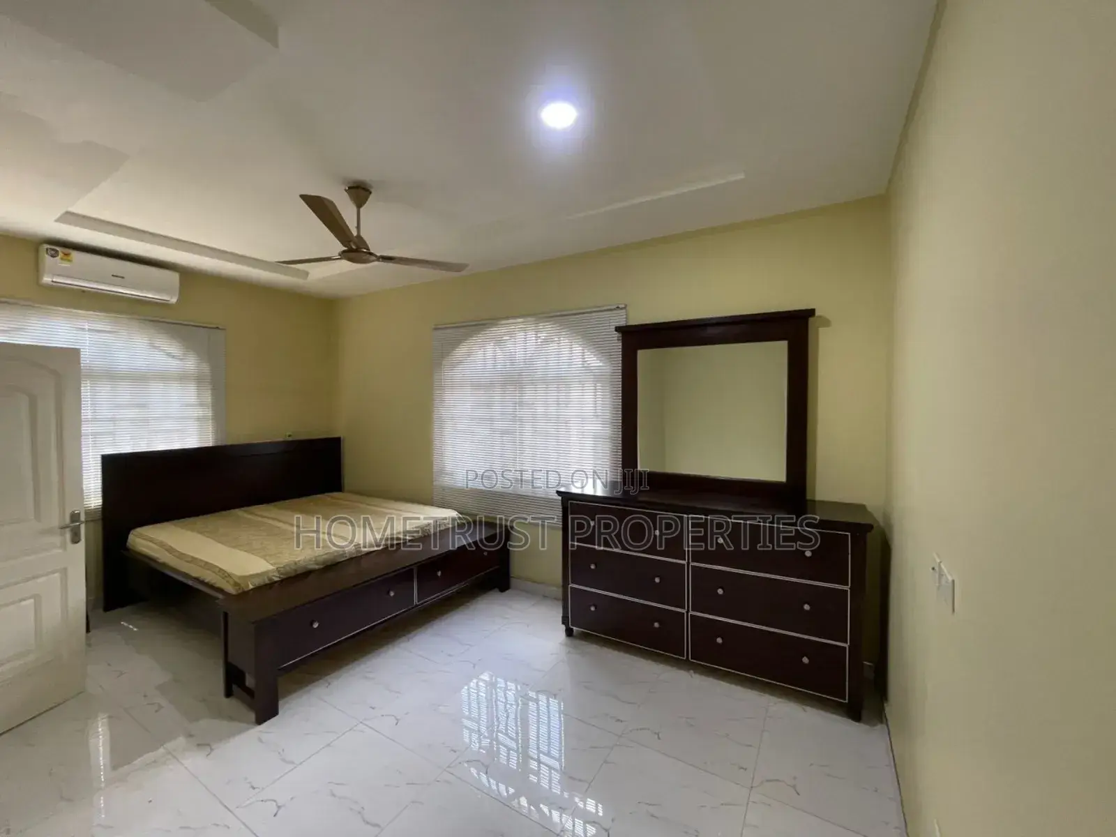 6bdrm House in Hometrust Properties, Ablekuma for sale