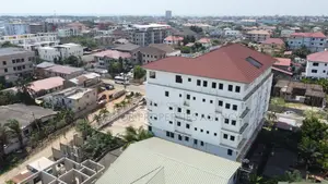 20bdrm House in Airport Hills, Accra Metropolitan for sale