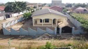 4bdrm House in Tema Community25 for sale