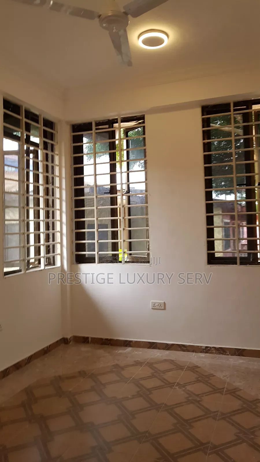 Mini Flat in Ola Balm for rent