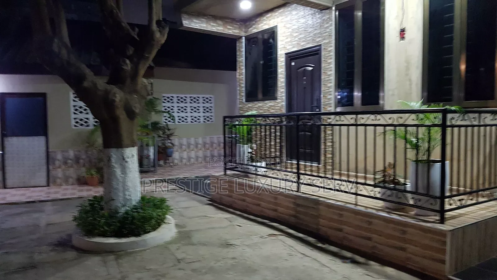 Mini Flat in Ola Balm for rent