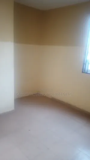 2bdrm Apartment in Gbestile Soldier, Tema Metropolitan for rent