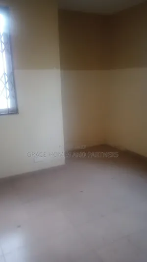 2bdrm Apartment in Gbestile Soldier, Tema Metropolitan for rent