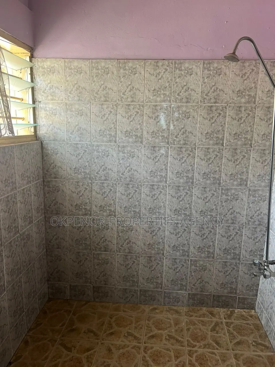 5bdrm House in Accra for sale