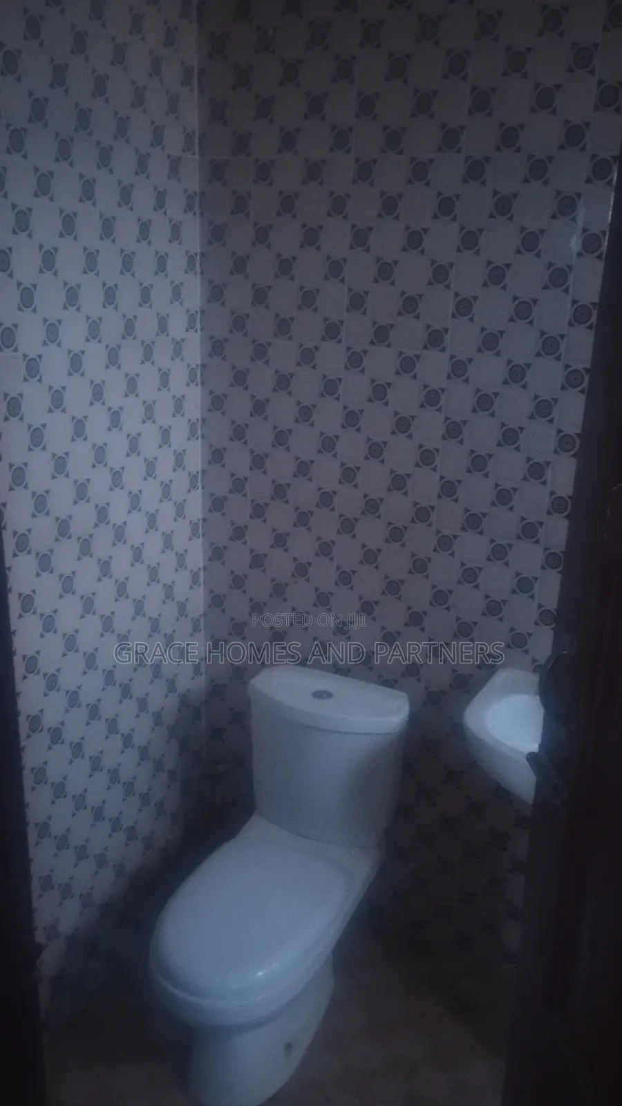 2bdrm Apartment in Gbestile Soldier, Tema Metropolitan for rent