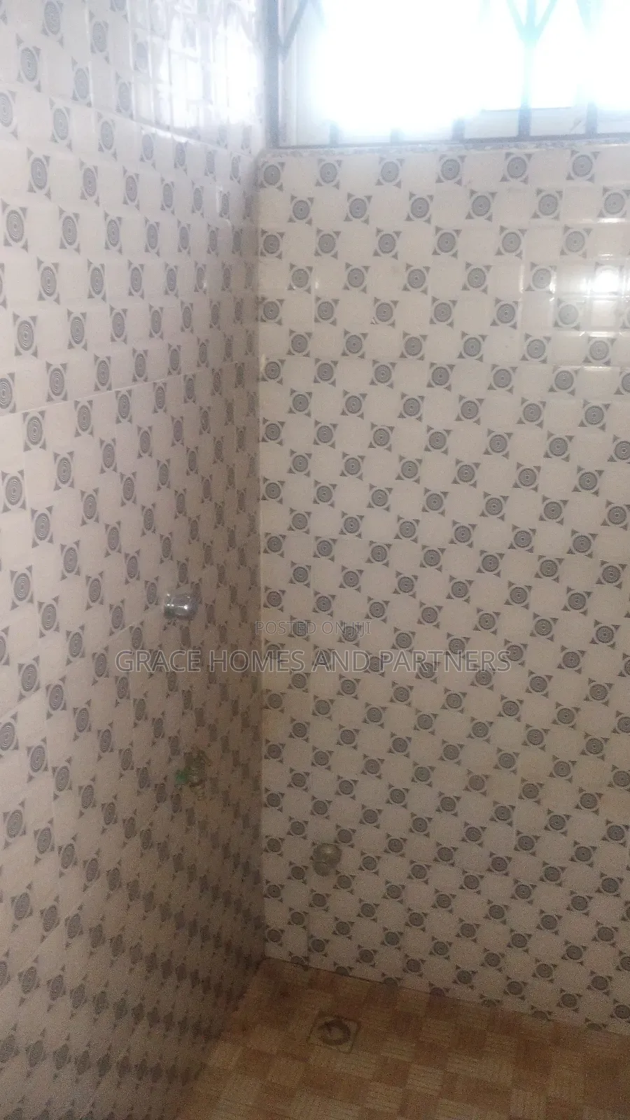 2bdrm Apartment in Gbestile Soldier, Tema Metropolitan for rent