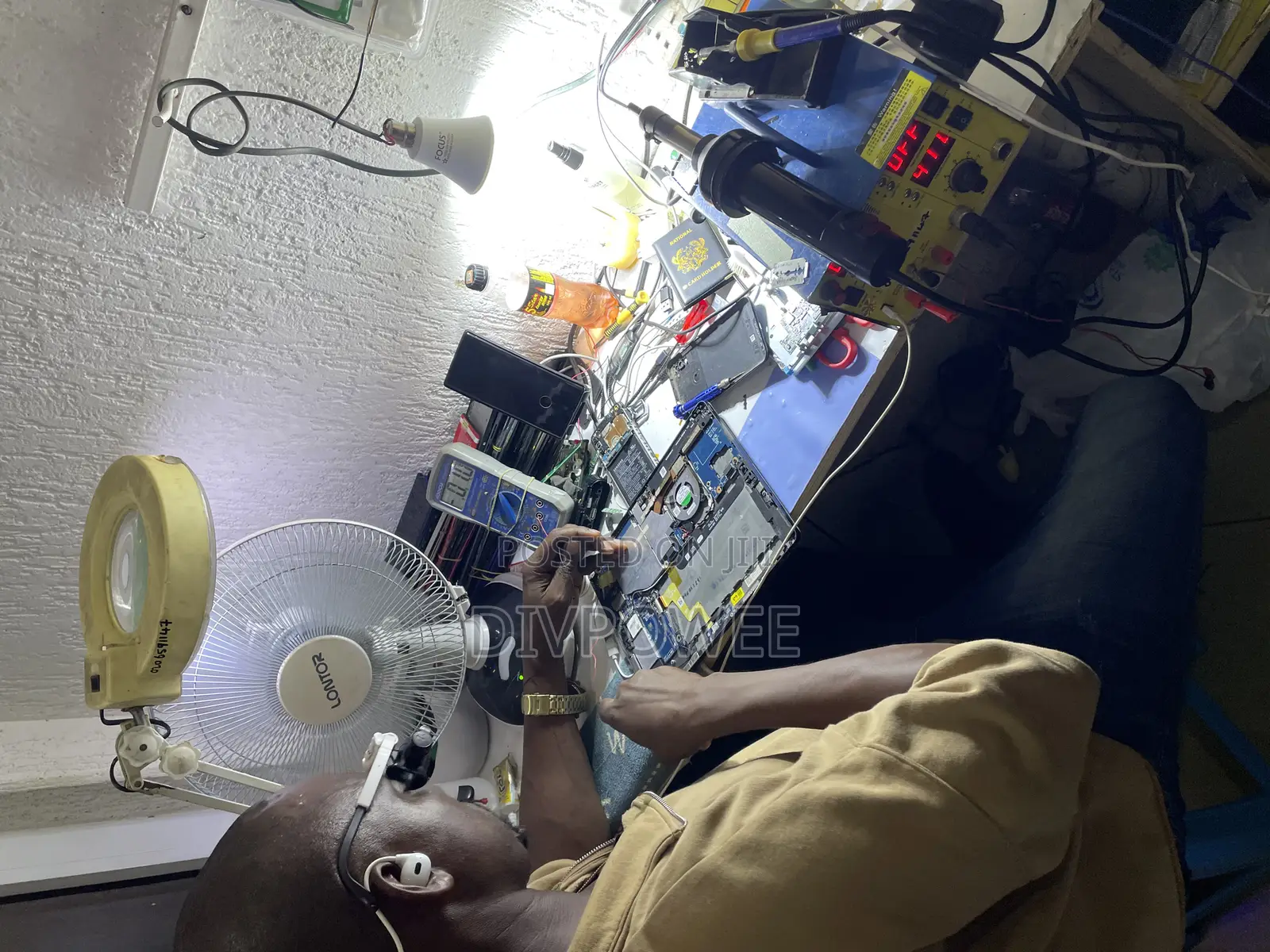Phones and Laptops Repair Expert
