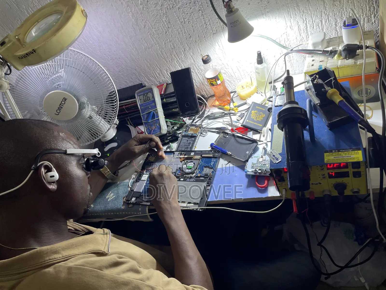Phones and Laptops Repair Expert