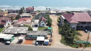 4bdrm House in Nungua Beach, Accra Metropolitan for sale
