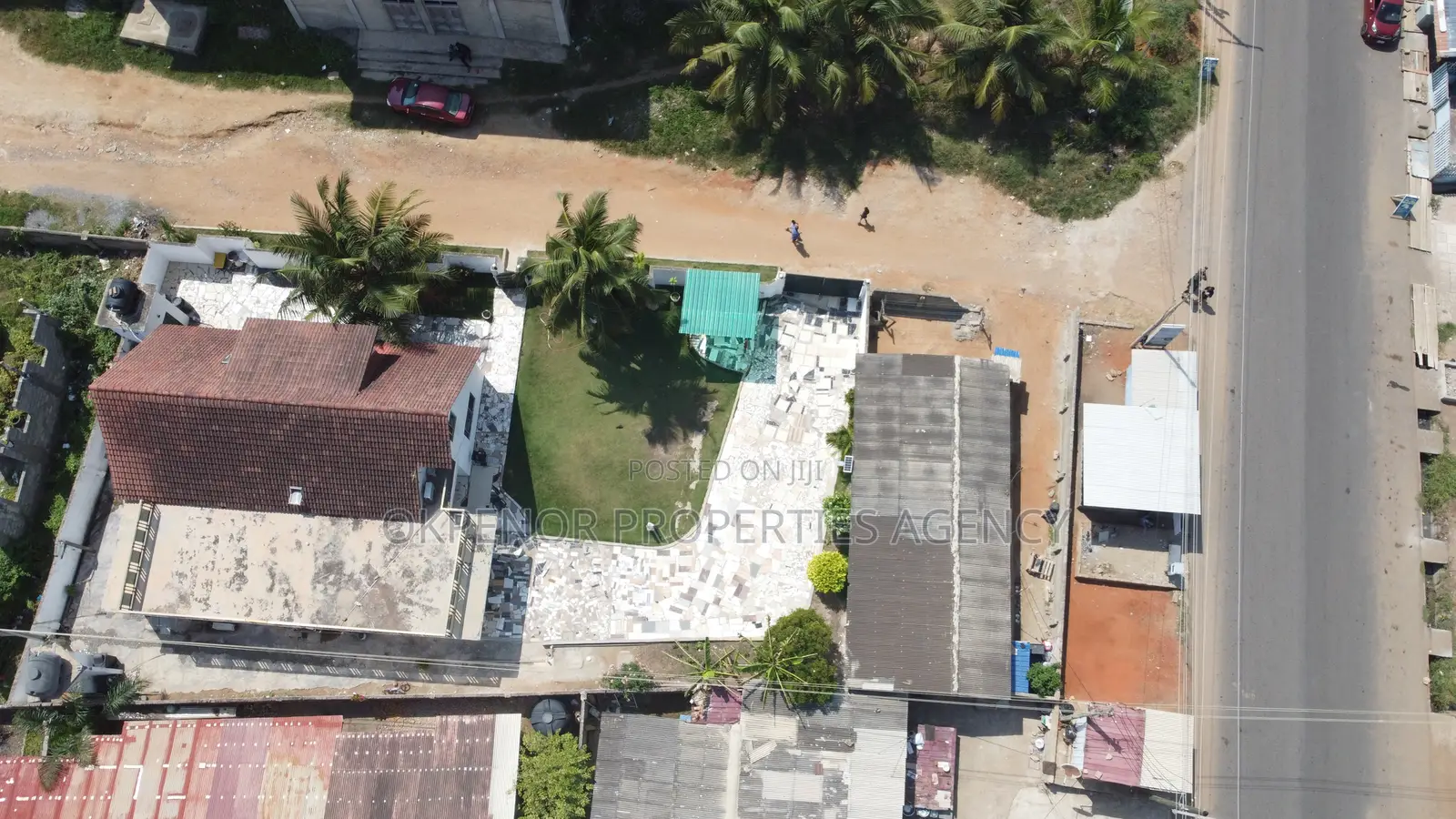 4bdrm House in Nungua Beach, Accra Metropolitan for sale