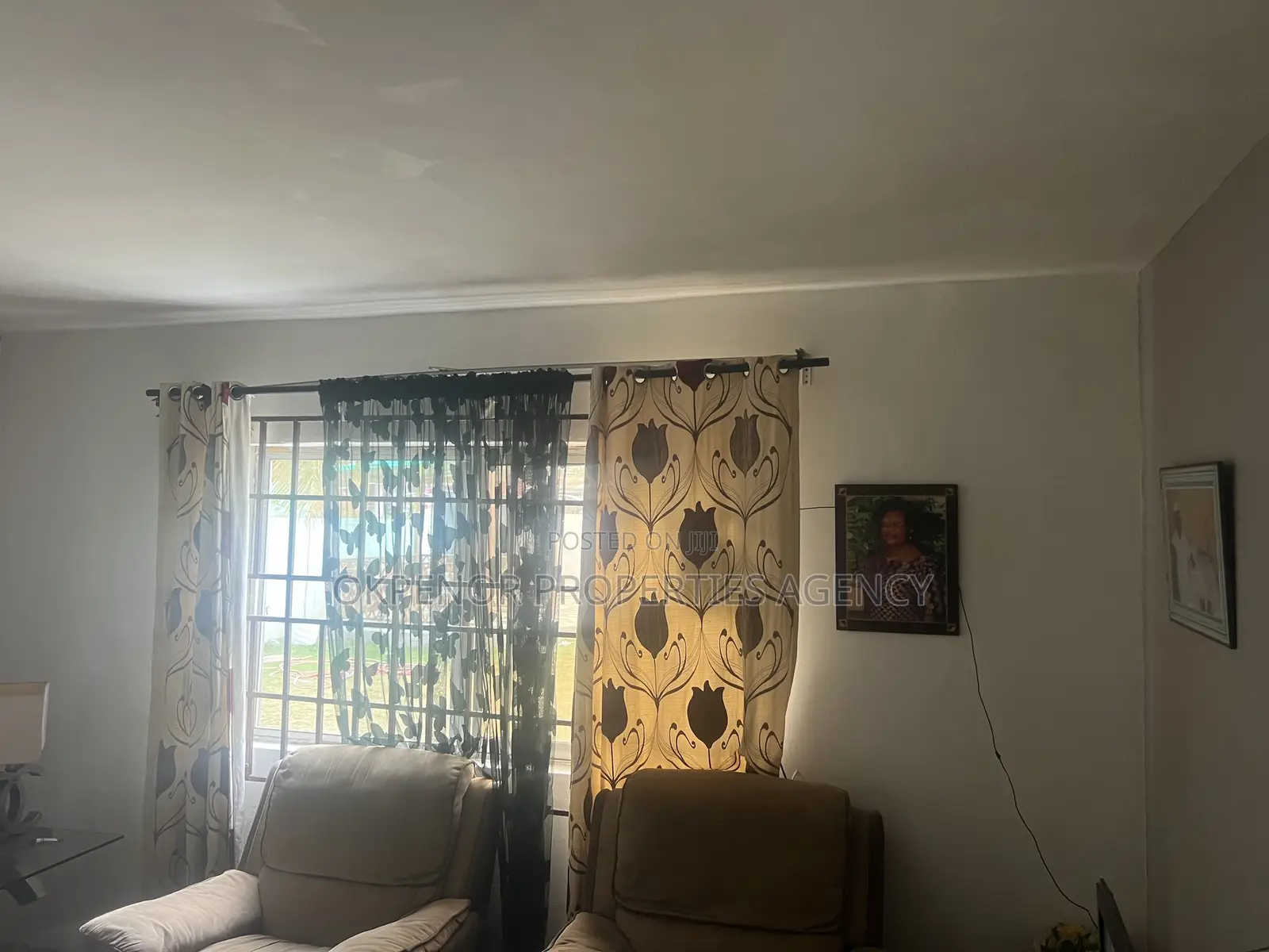 4bdrm House in Nungua Beach, Accra Metropolitan for sale