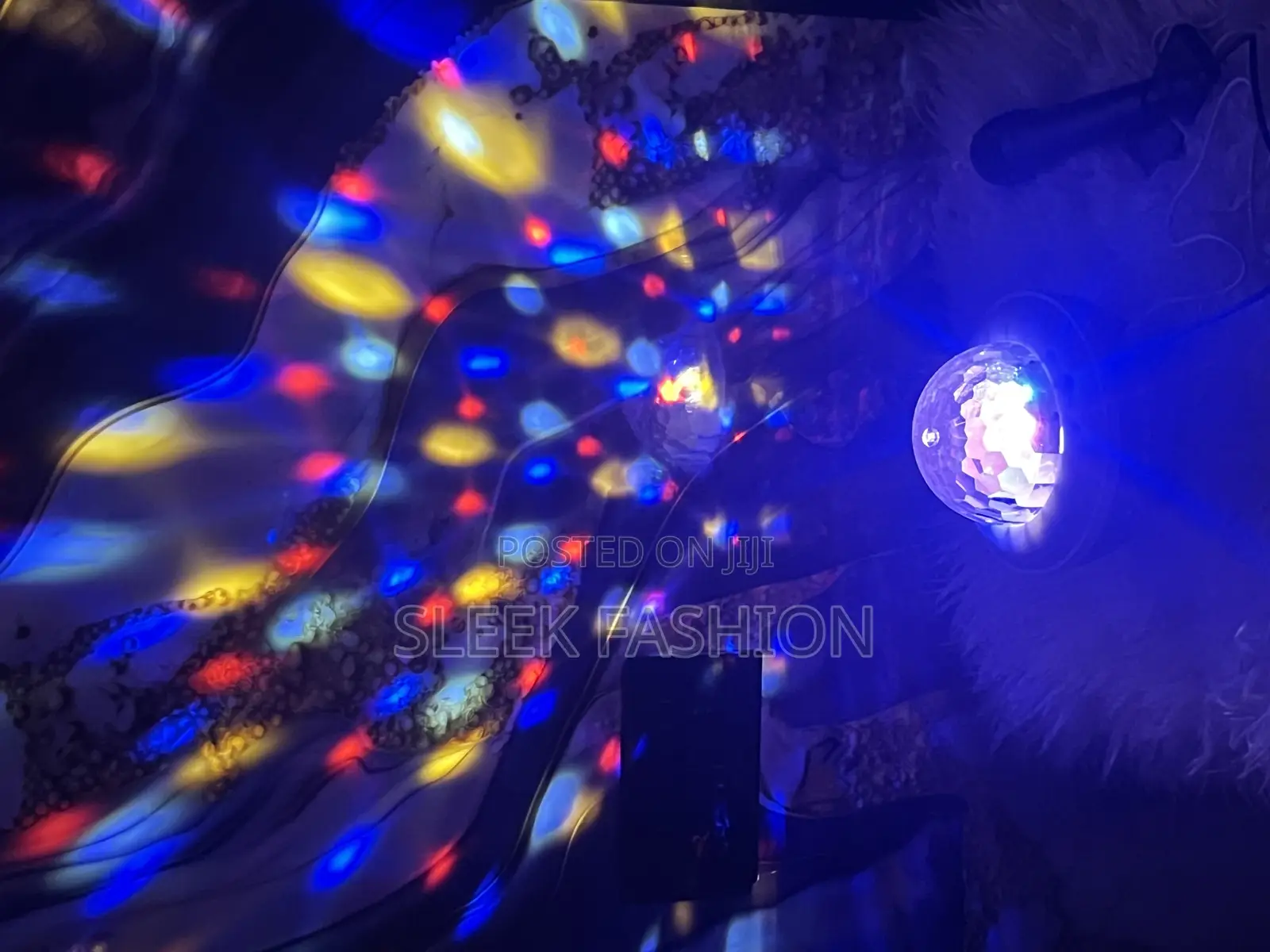 Bluetooth Speaker With Microphone and Lights
