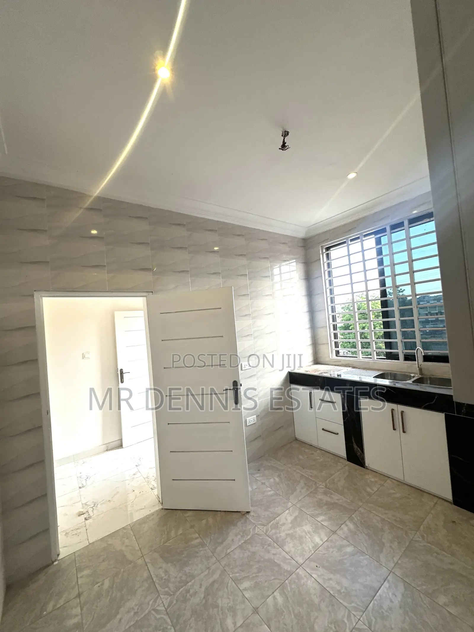 2bdrm Apartment in Westhills Mall for rent
