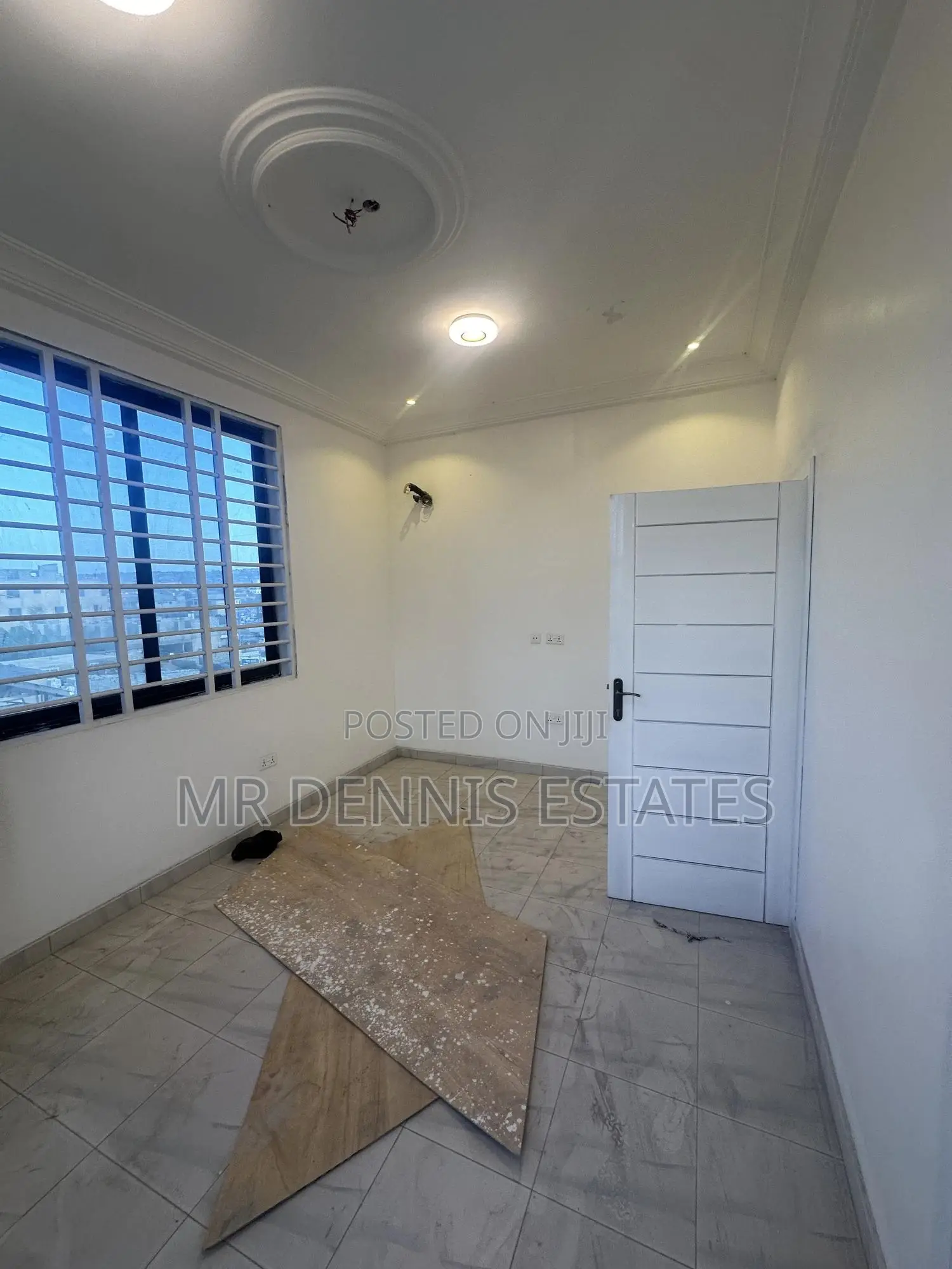 2bdrm Apartment in Westhills Mall for rent