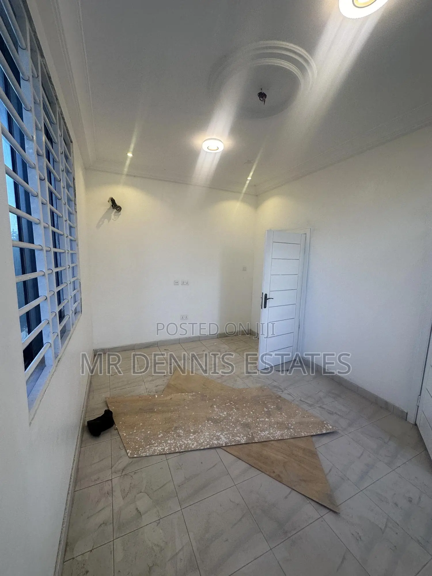2bdrm Apartment in Westhills Mall for rent