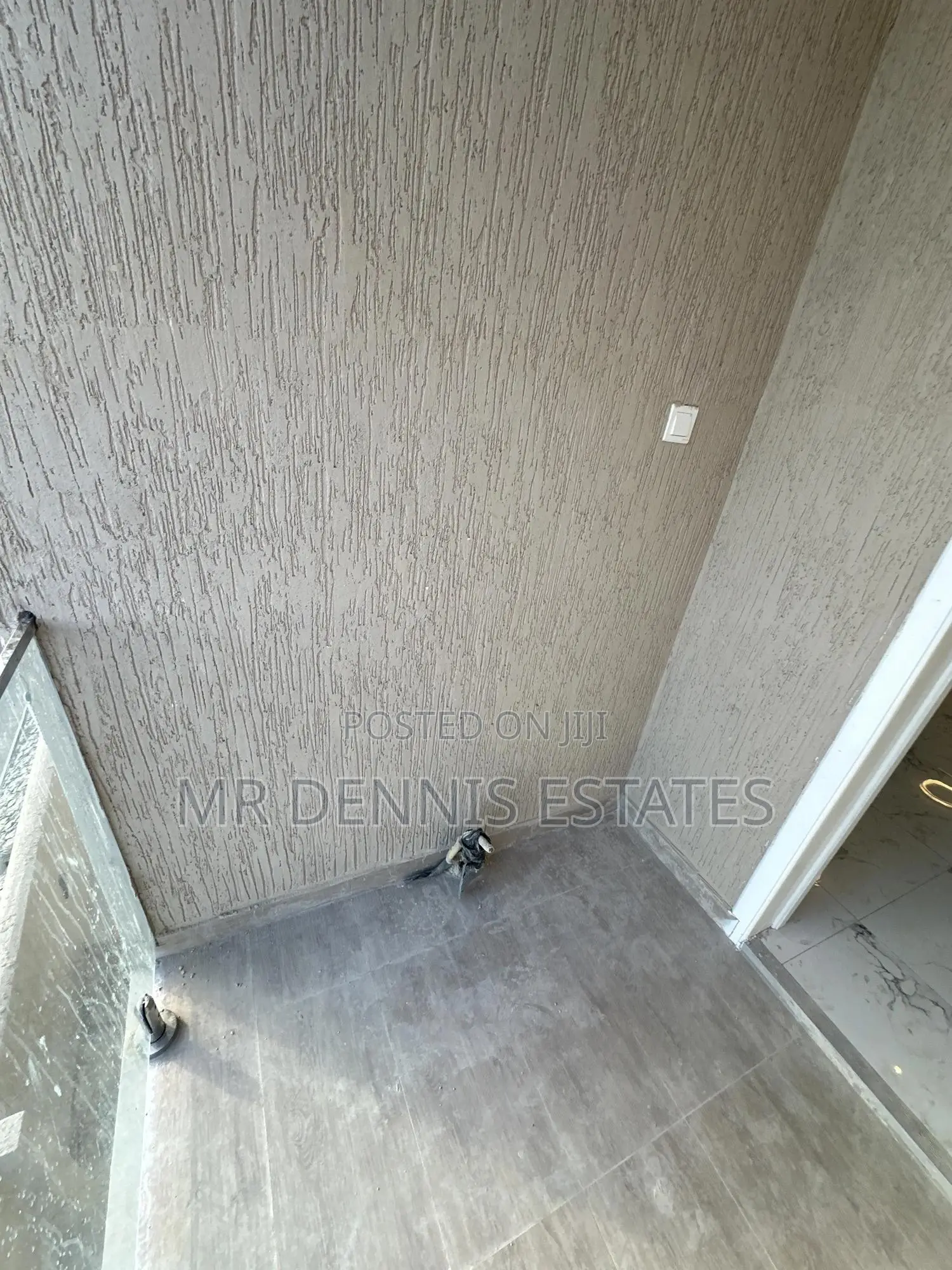 2bdrm Apartment in Westhills Mall for rent