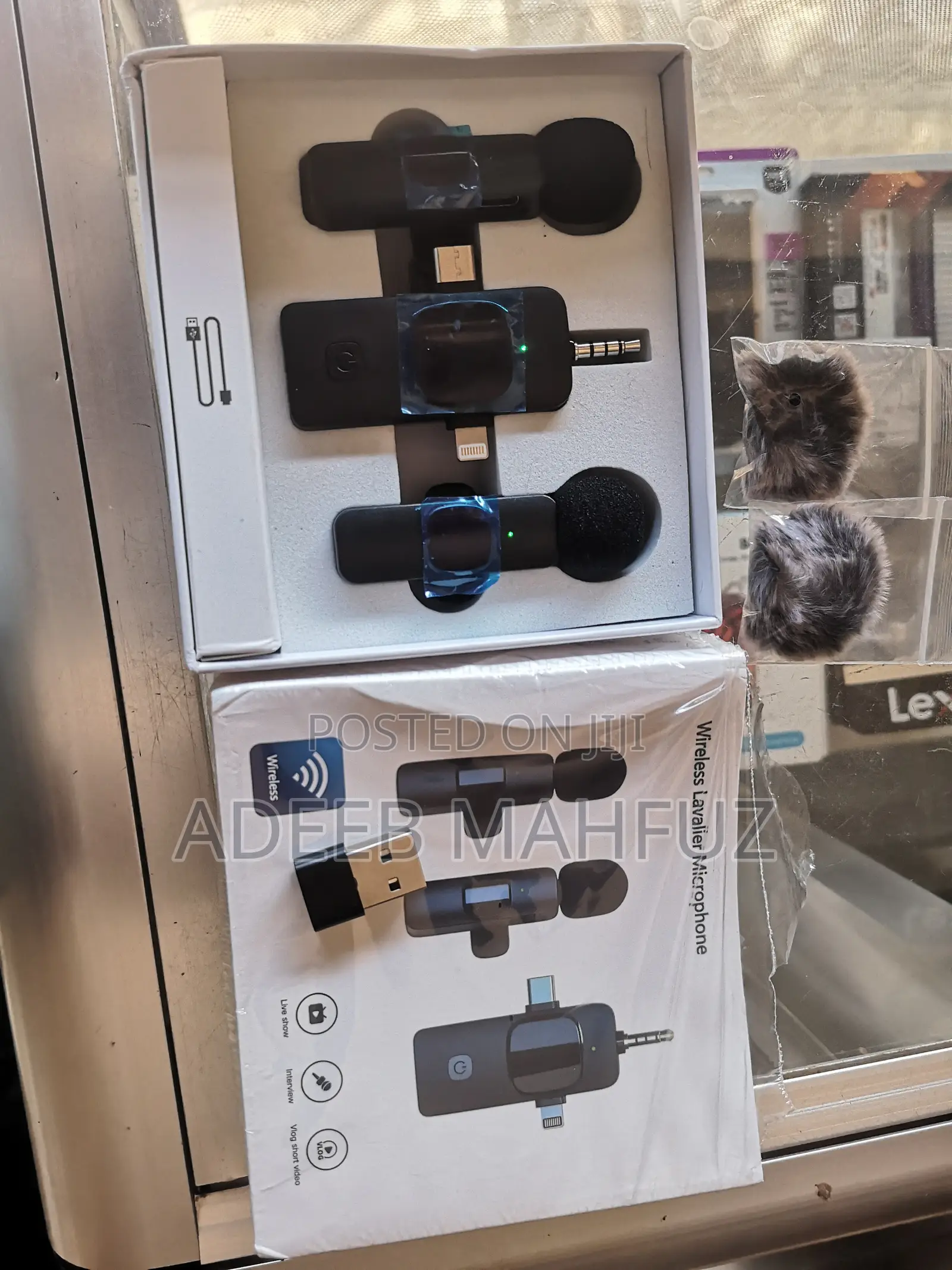 Wireless Rechargeable Mic for iPhone and Android