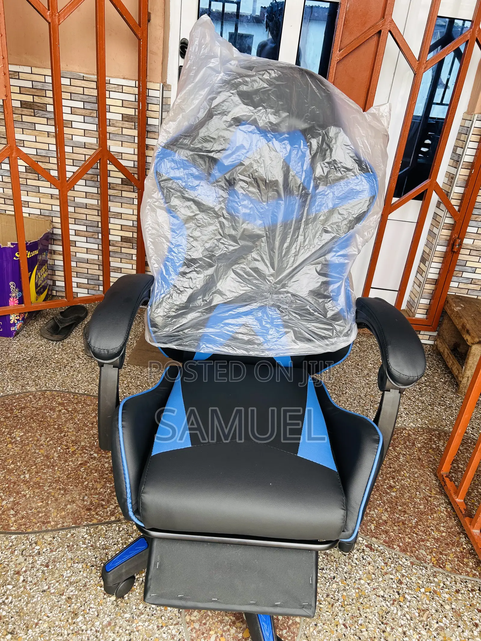 Executive Gaming Chair With Lumbar Massage