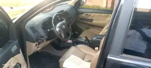 Toyota Fortuner 2.7 AWD 2014 Black