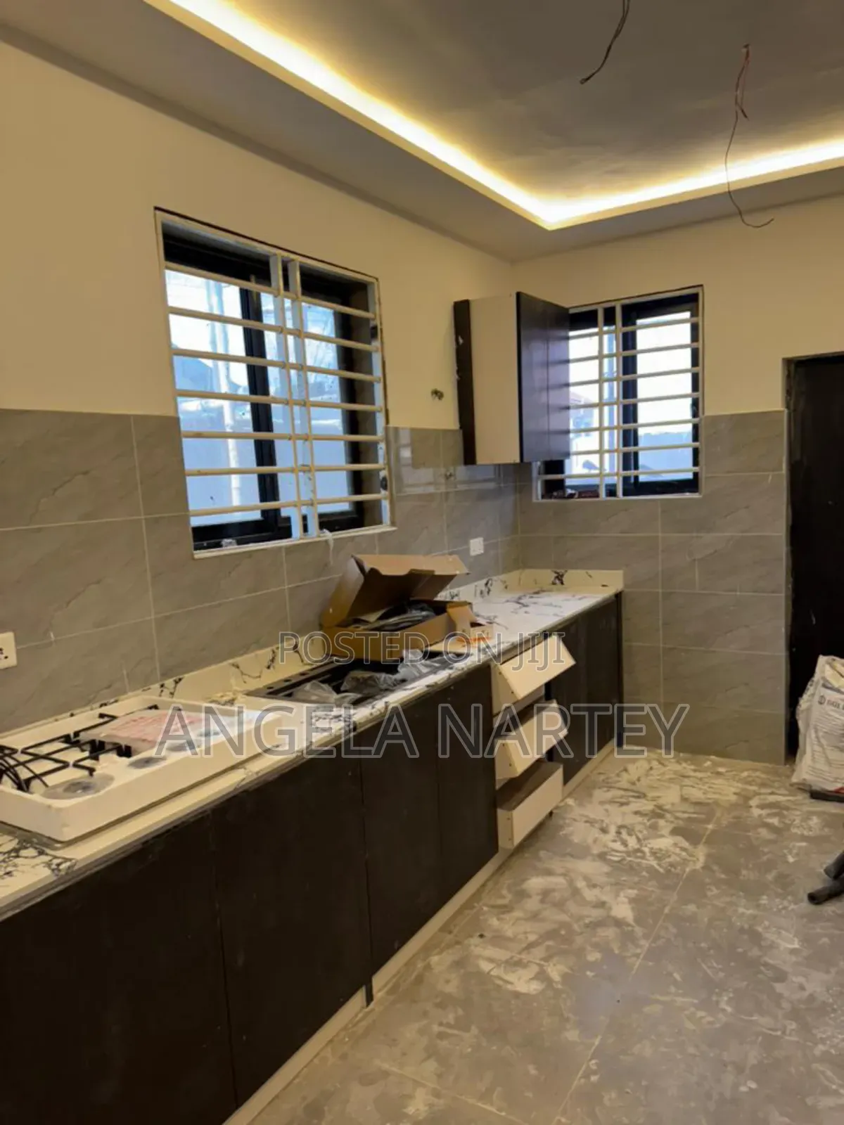 4bdrm House in Community 18 Spintex for sale