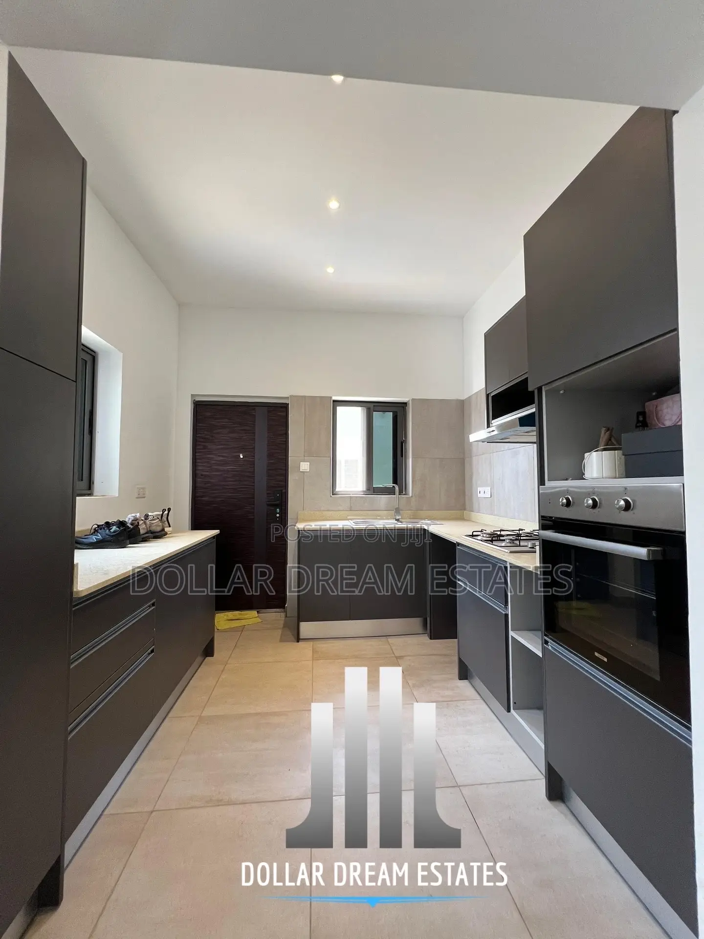 3bdrm House in North Legon for rent