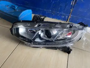Honda Civic 2016 Headlights Half Led or Normal