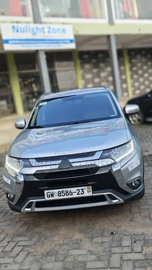 Suv Available for Rentals Mitsubishi Outlander Rent Now!