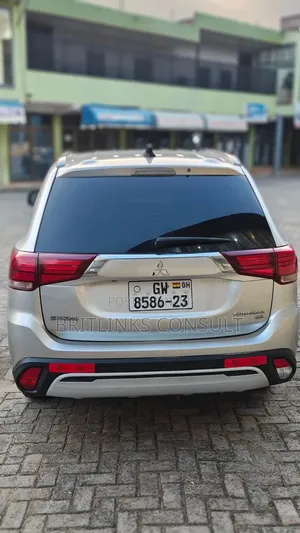 Suv Available for Rentals Mitsubishi Outlander Rent Now!