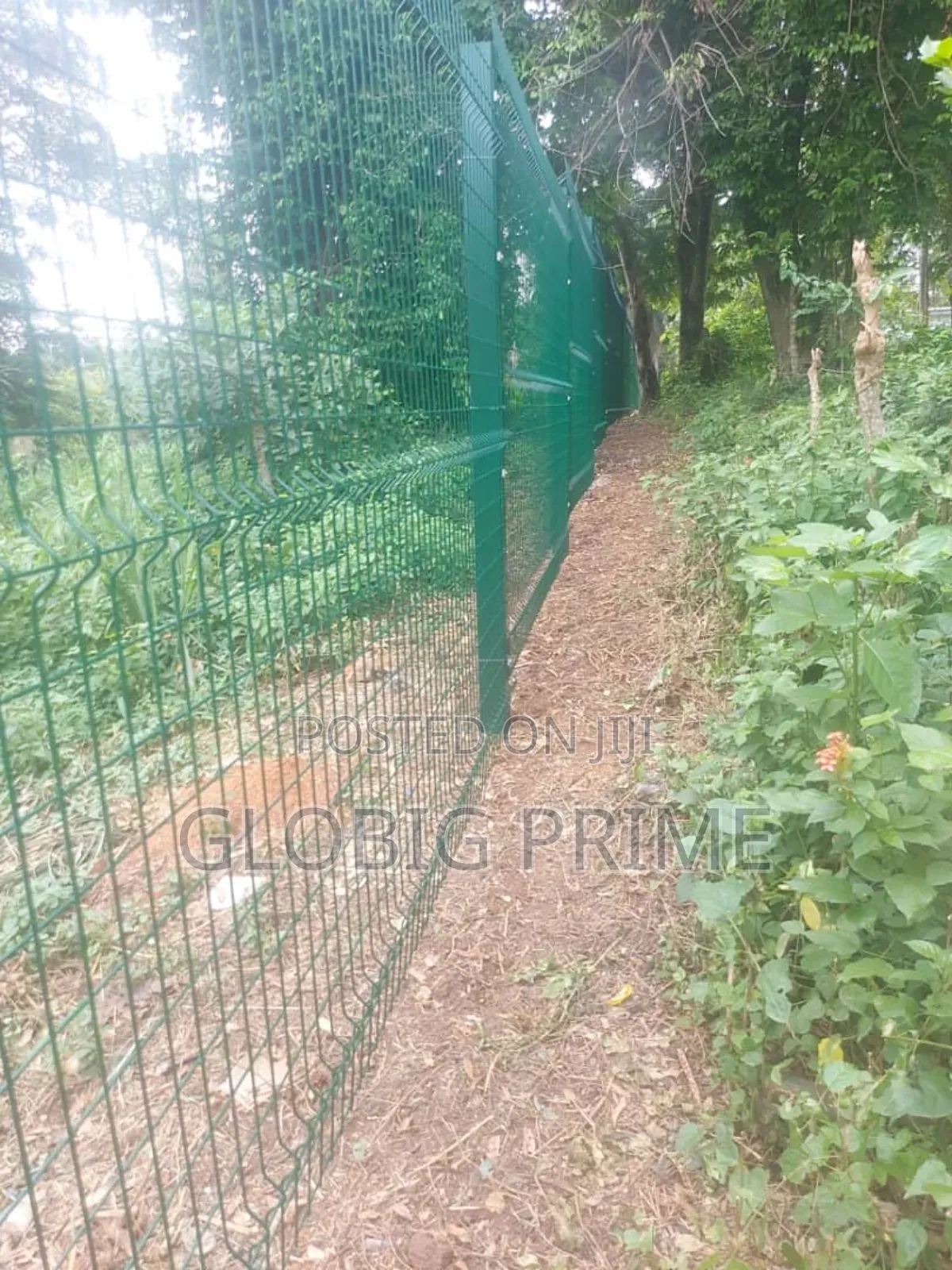 Land Fencing. Panel and Chain Link
