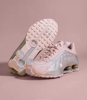 Nike Shox R4