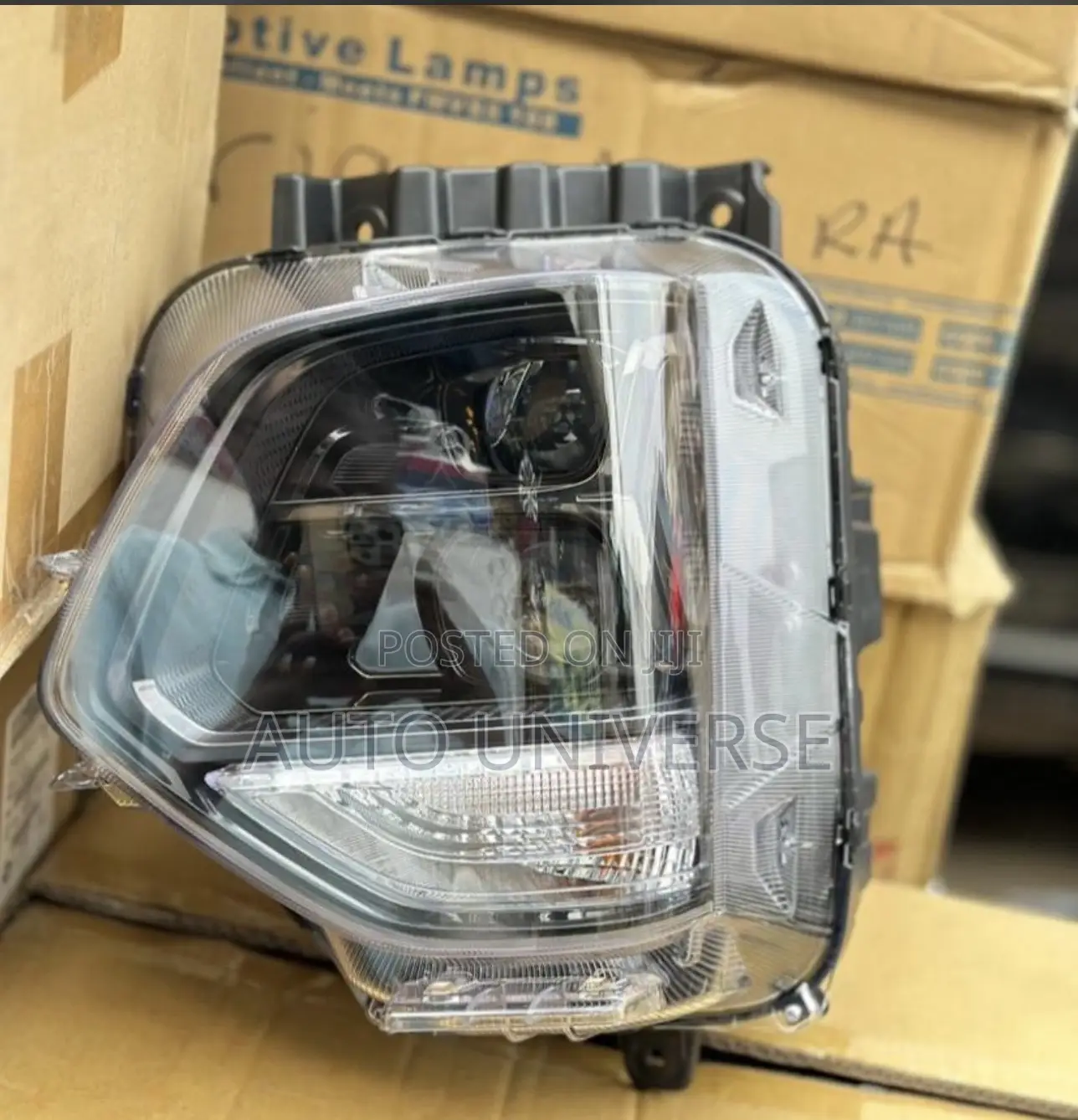 Hyundai Santafe 2020 Top Headlights Available
