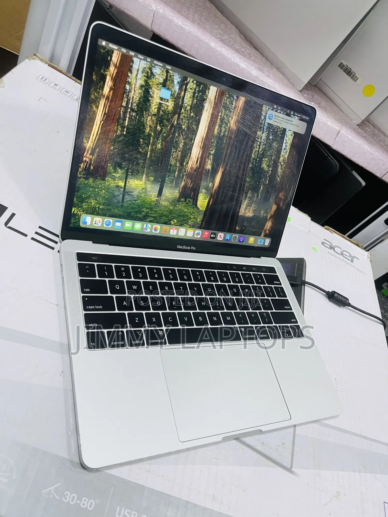 Laptop Apple MacBook Pro 2019 16GB Intel Core I5 SSD 512GB
