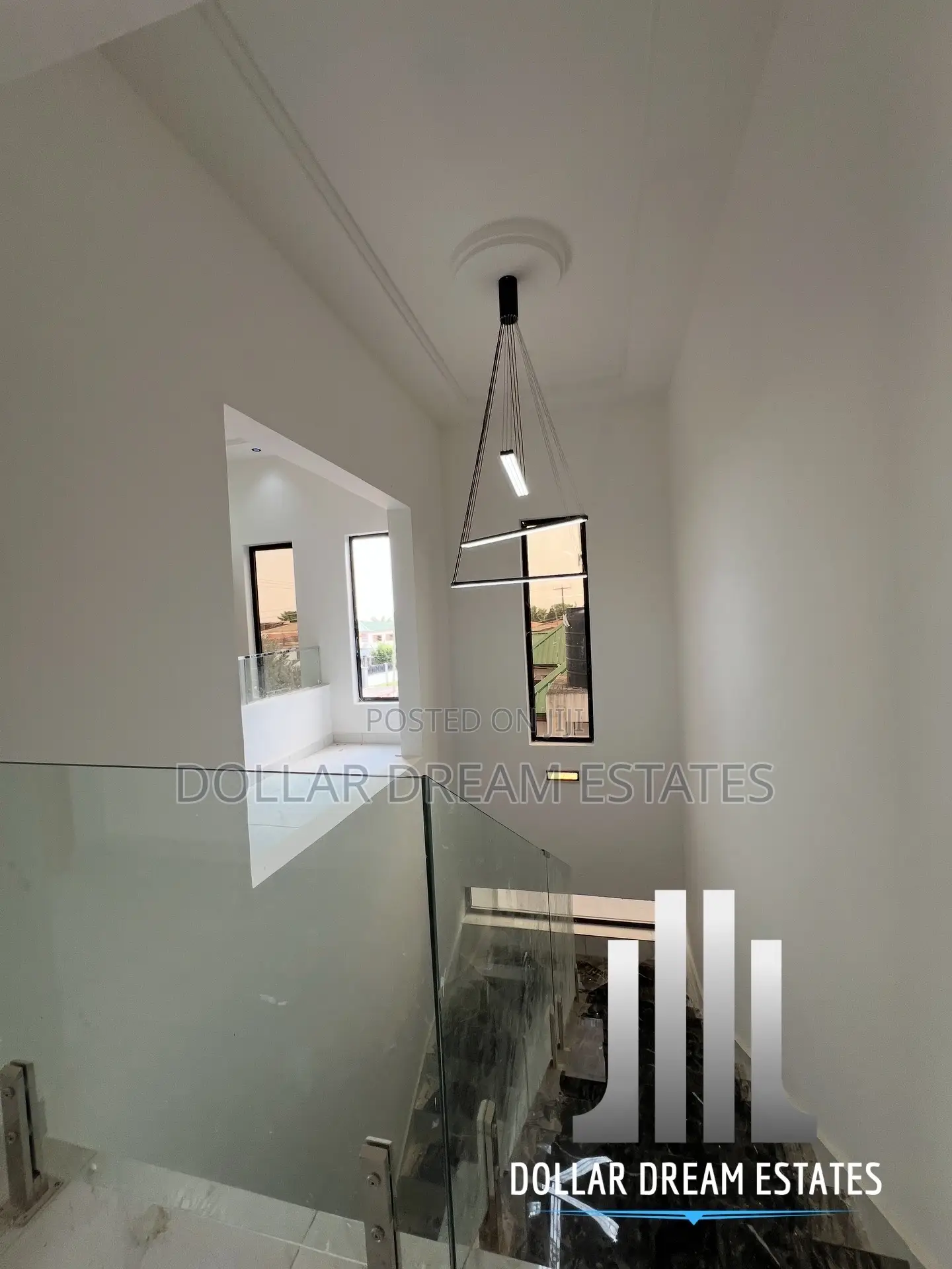 5bdrm House in Adenta for sale