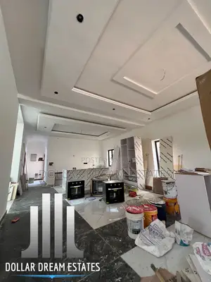 5bdrm House in Adenta for sale