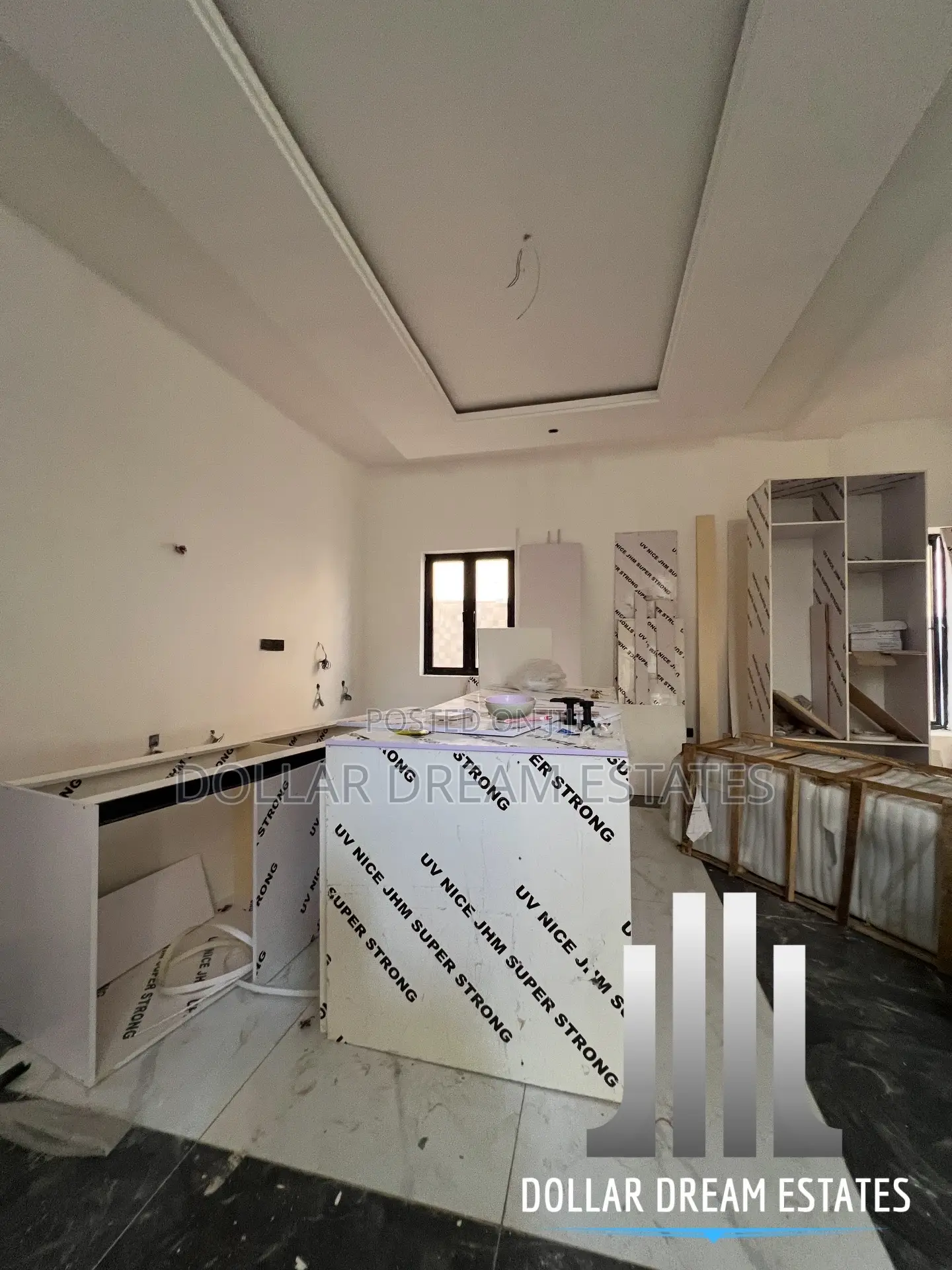 5bdrm House in Adenta for sale
