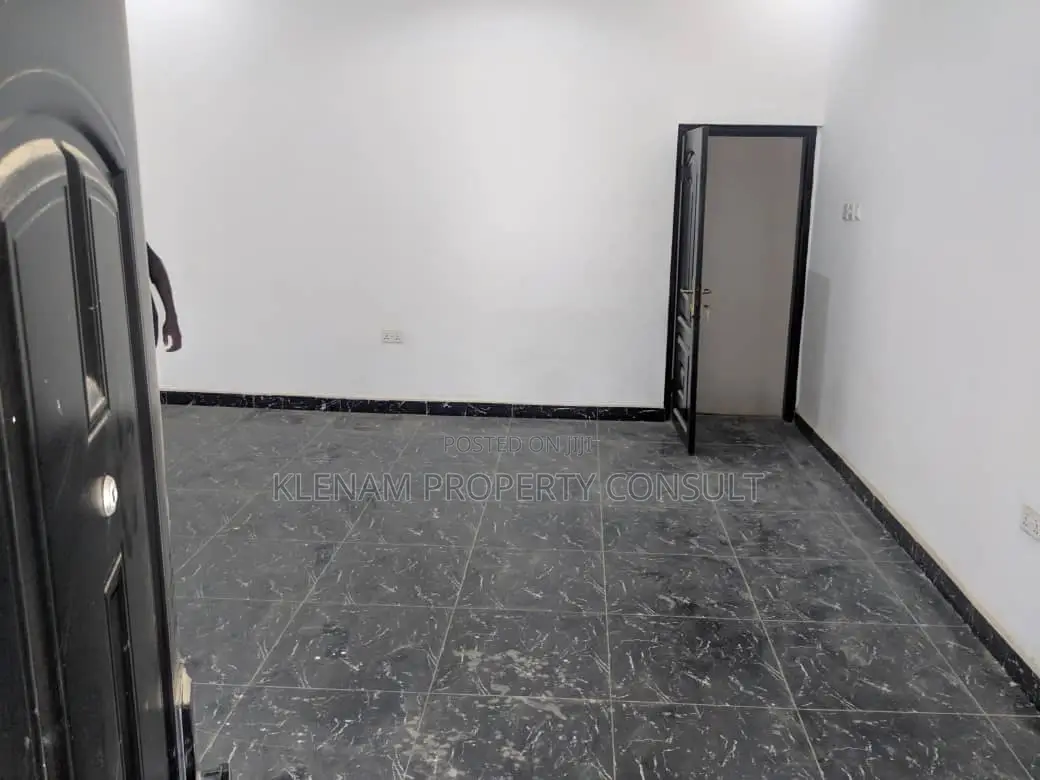 4bdrm Apartment in Agape for rent