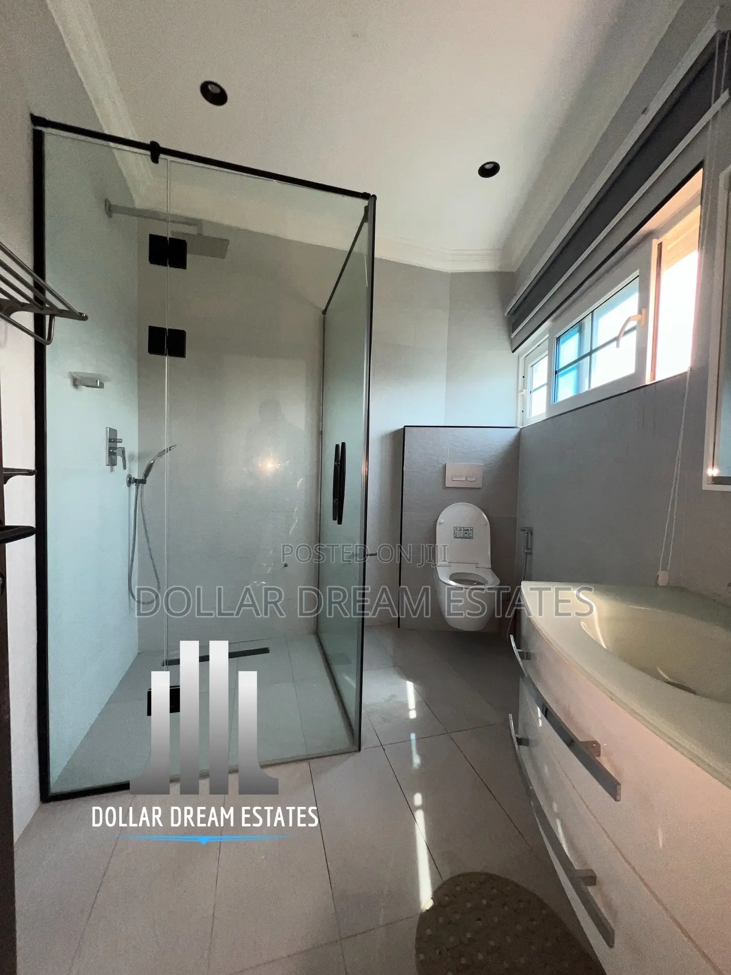 Furnished 2bdrm Apartment in Airport Residential Area for rent