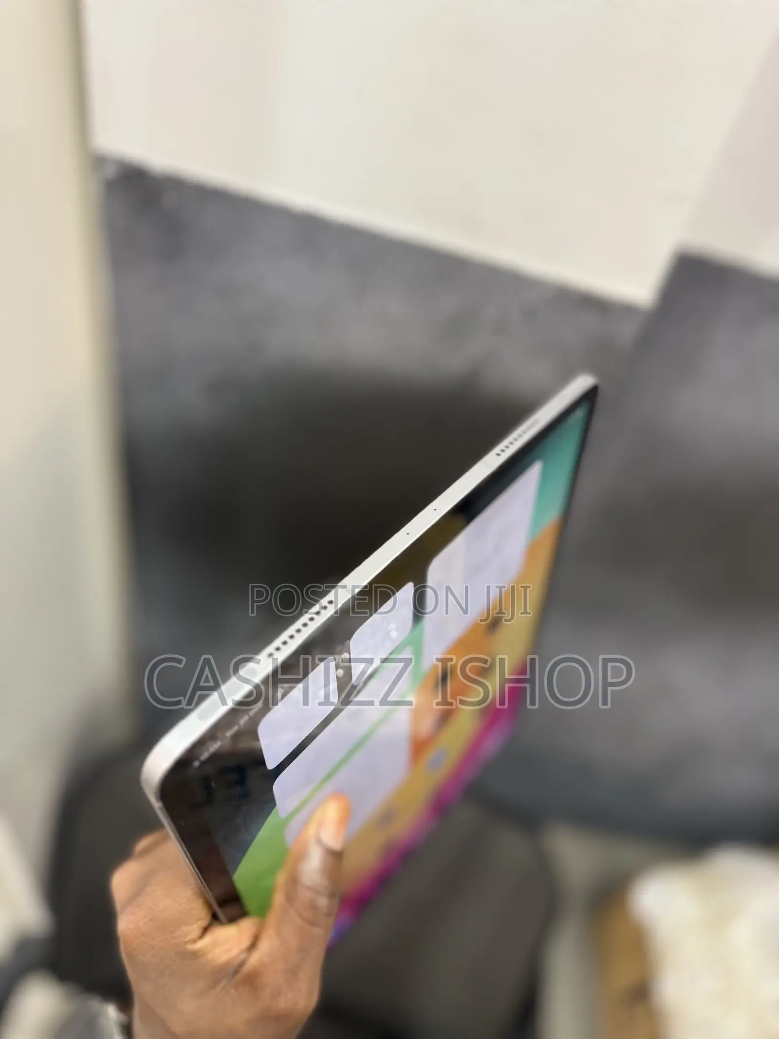 Apple iPad Pro 12.9 (2022) 1 TB Gray
