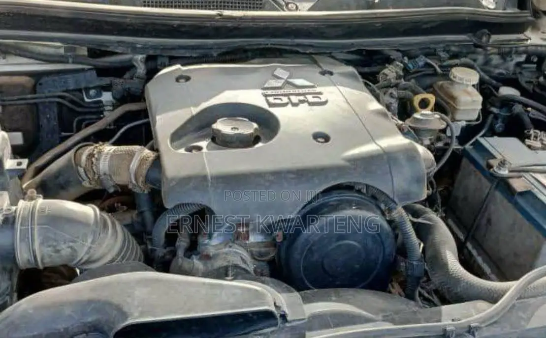 Mitsubishi L200 2021 White
