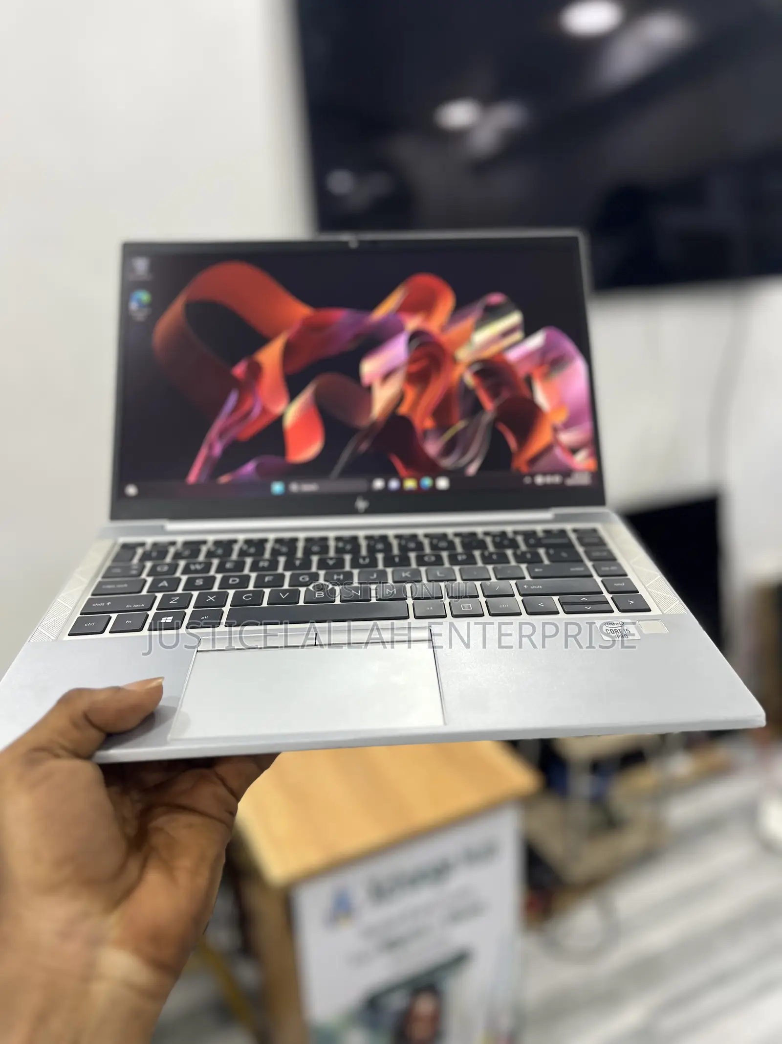 Laptop HP EliteBook 840 G7 8GB Intel Core I5 SSD 512GB