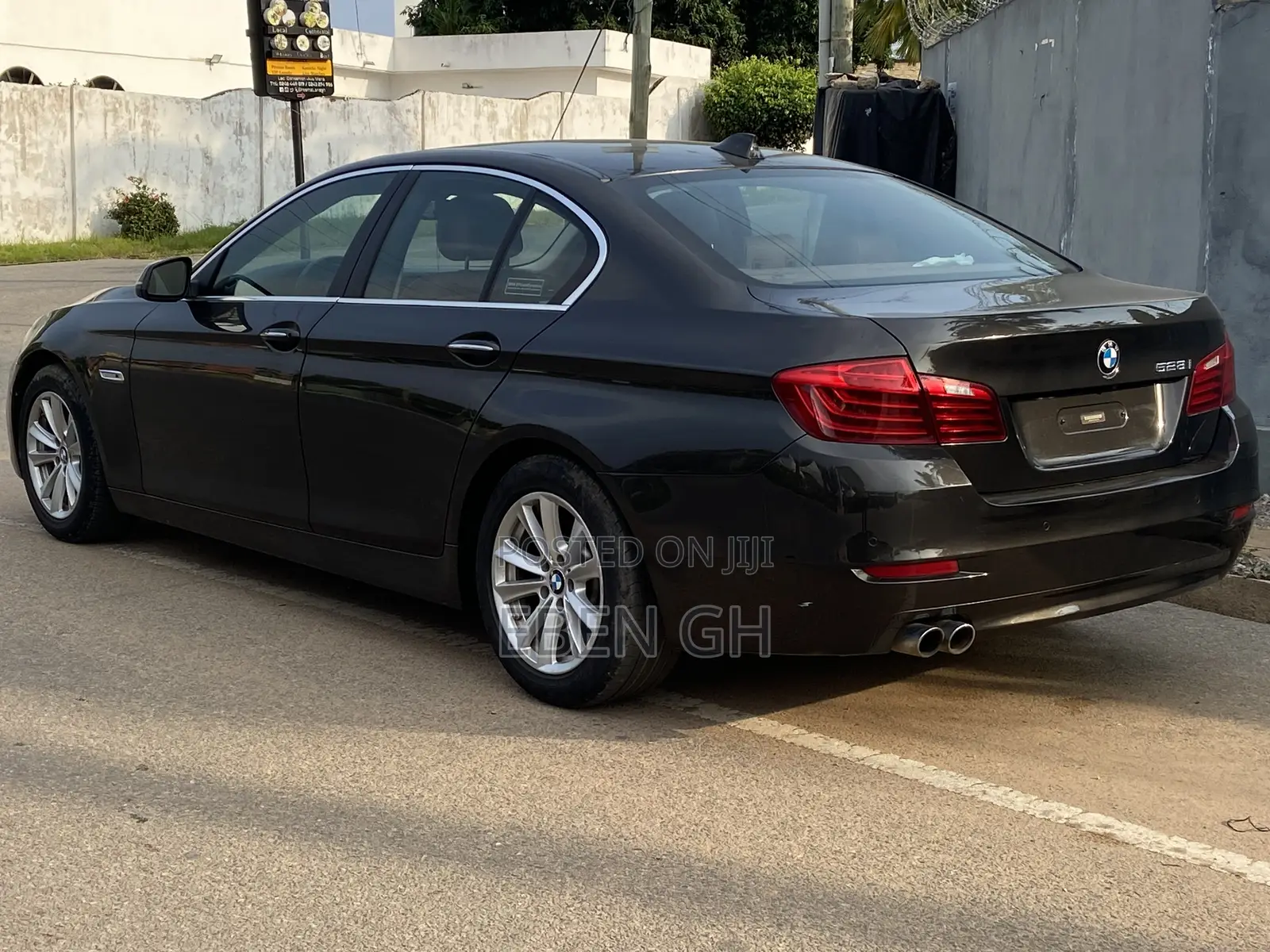 BMW 528i 2014 Brown