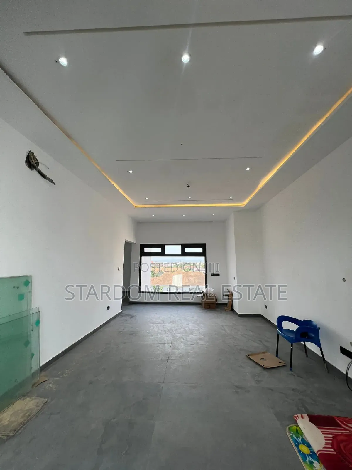 4bdrm Duplex in Adjiringanor, East Legon for sale