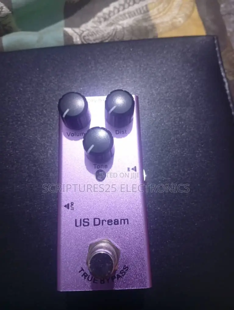 Distortion Guitar Pedal (Us Dream)