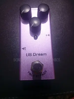 Distortion Guitar Pedal (Us Dream)