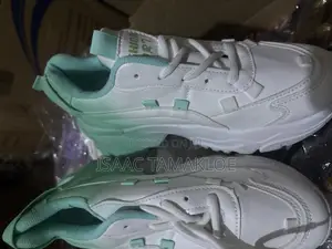 Unisex Sneakers