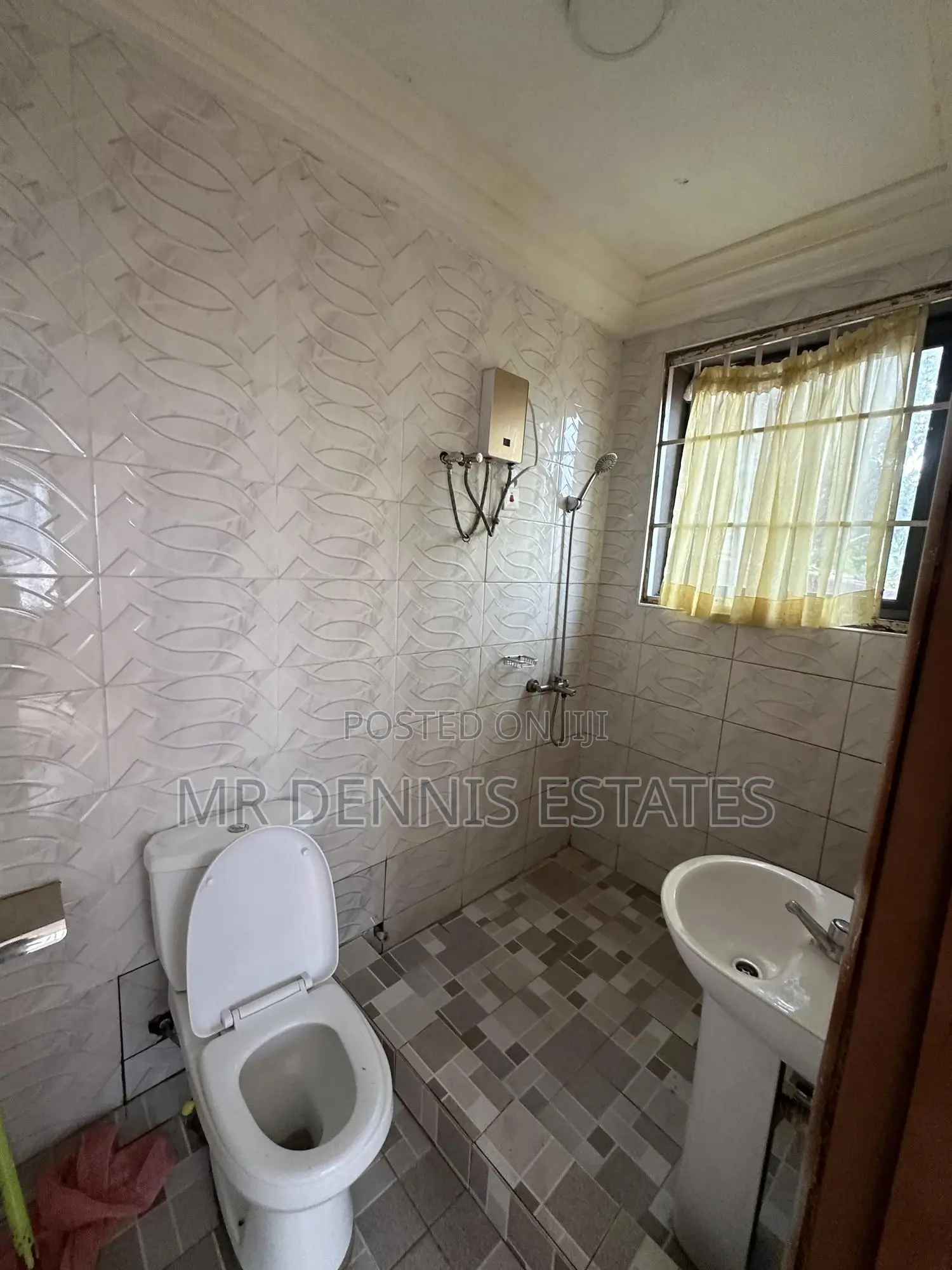 2bdrm Apartment in Westhills Mall for rent