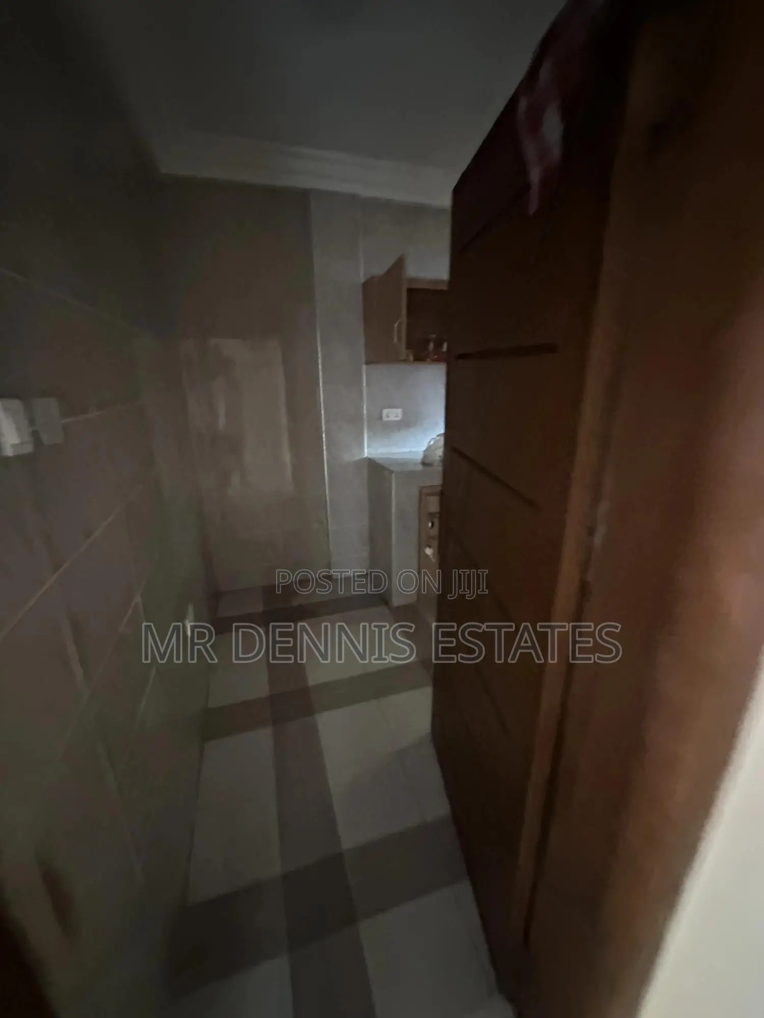 2bdrm Apartment in Westhills Mall for rent
