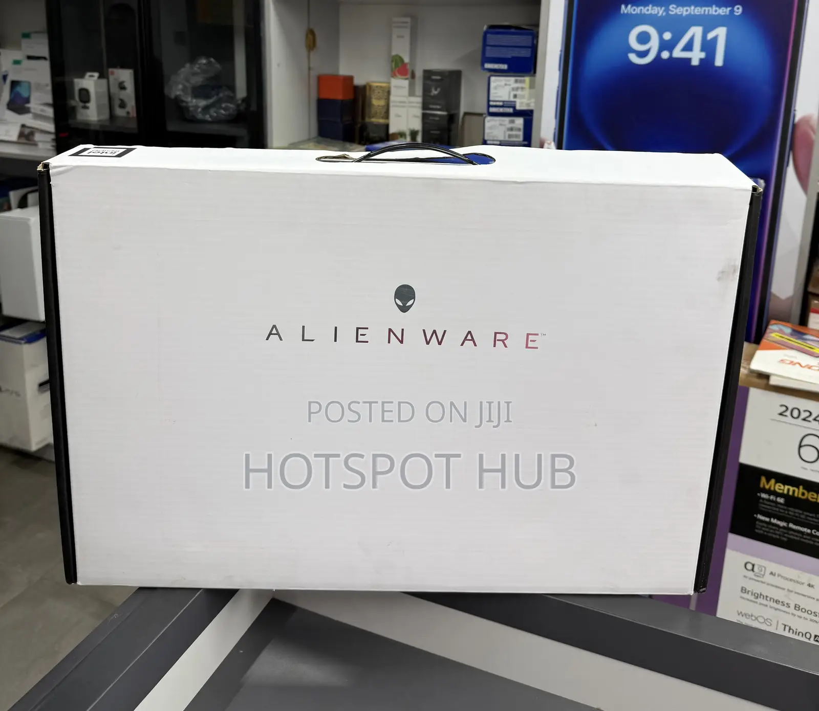 New Laptop Dell Alienware M18 R2 16GB Intel Core i7 SSD 1T